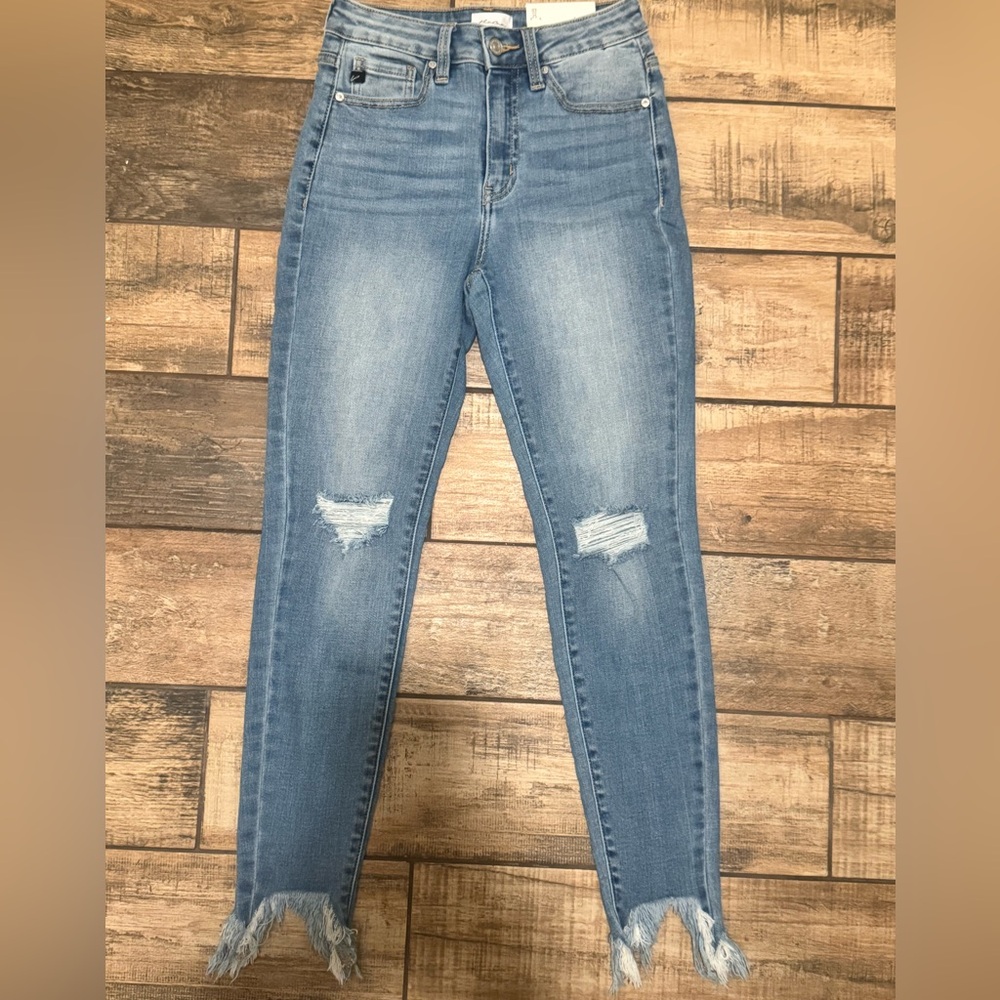 NWT KanCan Distressed Hi-Rise Frayed Hem Women's Jeans Size 3/25